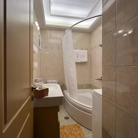 Aurantiasuites Semesterbostad *